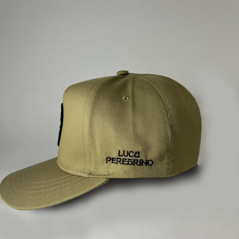 Gorra Café Luca Peregrino — Logo